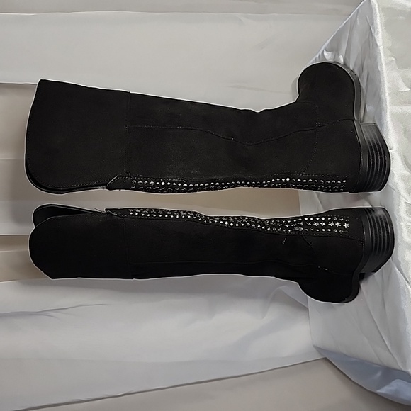 NIB- Madden Girl Tall Black Boots with Silver Embellishments - Picture 7 of 9